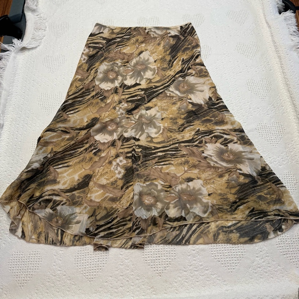 Metro Wear Floral Flowy Maxi Skirt (L)